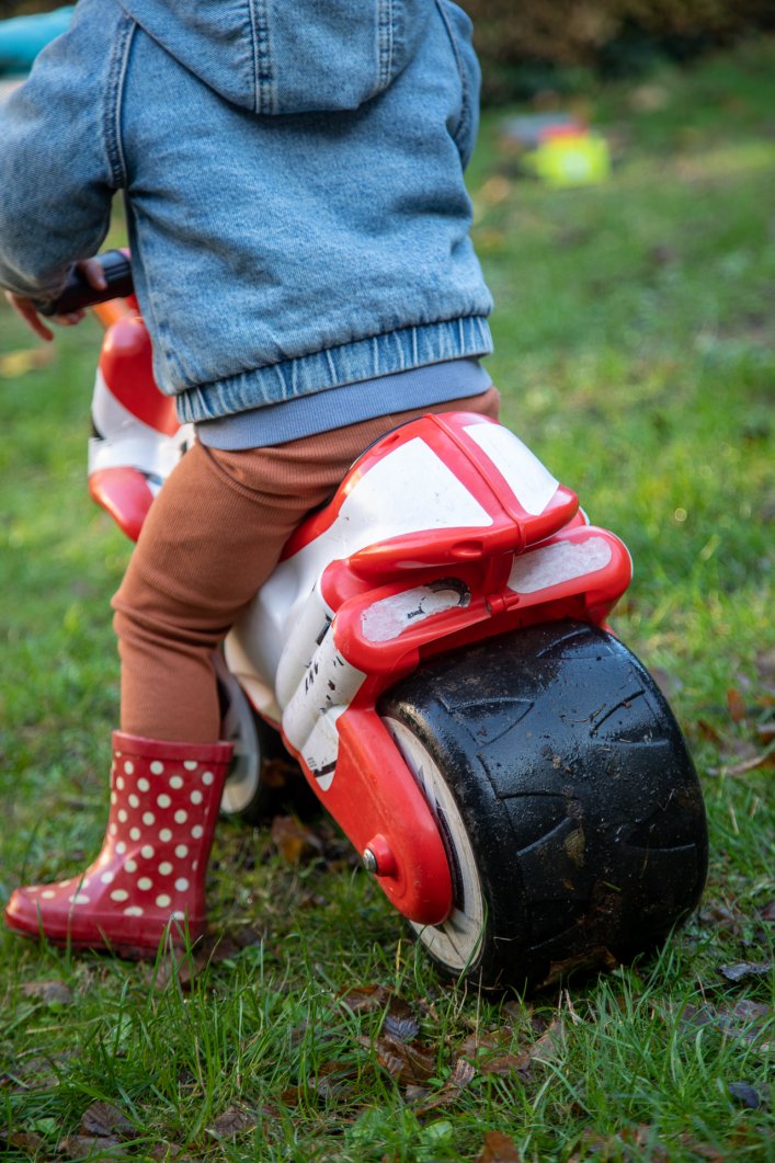 Welke stappen dien ik te nemen om mij zelf in te schrijven voor kinderopvang?